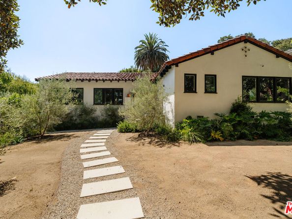 2443 N Vermont Avenue, Los Angeles CA 90027