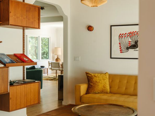 2443 N Vermont Avenue, Los Angeles CA 90027