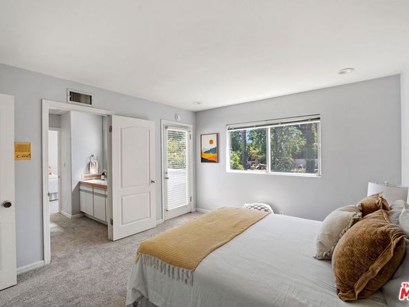 23246 Canzonet Street, Woodland Hills CA 91367