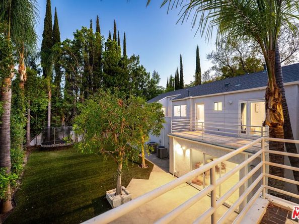 23246 Canzonet Street, Woodland Hills CA 91367