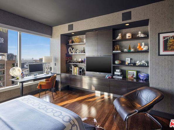 6250 Hollywood Boulevard 14H, Los Angeles CA 90028