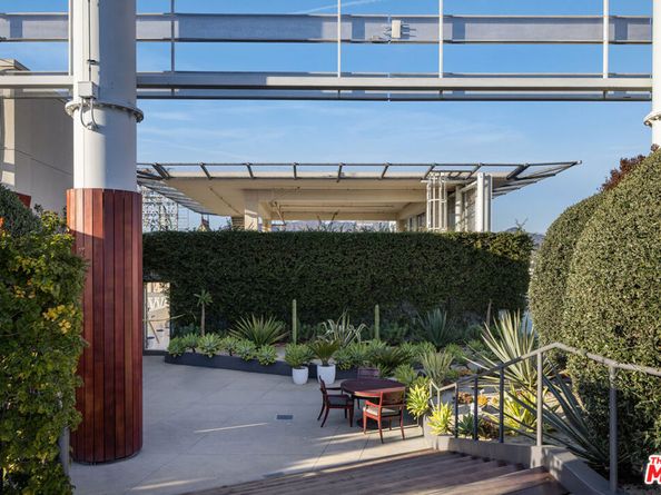 6250 Hollywood Boulevard 14H, Los Angeles CA 90028