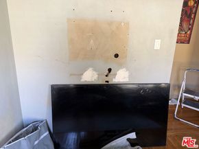 3016 W 83rd Street, Inglewood CA 90305