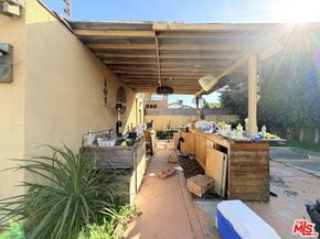 3016 W 83rd Street, Inglewood CA 90305