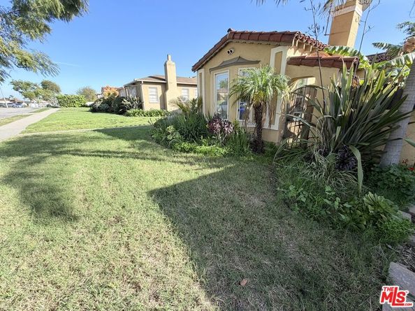 3016 W 83rd Street, Inglewood CA 90305