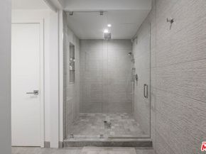 2940 Neilson Way 305, Santa Monica CA 90405