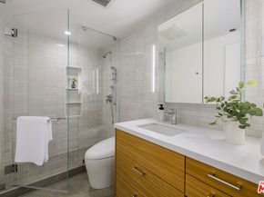 2940 Neilson Way 305, Santa Monica CA 90405