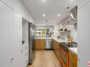 2940 Neilson Way 305, Santa Monica CA 90405