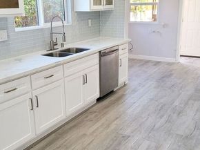 4716 S Van Ness Avenue, Los Angeles CA 90062