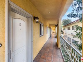 528 N Westmoreland Avenue 5, Los Angeles CA 90004