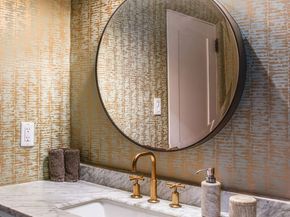 6749 Whitley Terrace, Los Angeles CA 90068