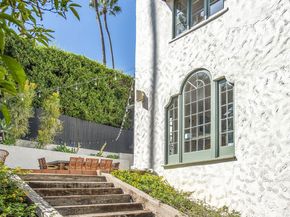 6749 Whitley Terrace, Los Angeles CA 90068