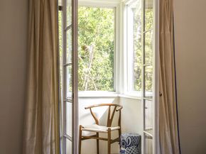 6749 Whitley Terrace, Los Angeles CA 90068