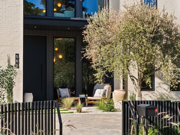 565 Toyopa Drive, Pacific Palisades CA 90272