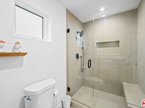 833 N Mccadden Place, Los Angeles CA 90038