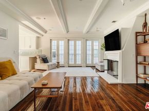 1835 Pandora Avenue 402, Los Angeles CA 90025