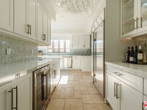 1835 Pandora Avenue 402, Los Angeles CA 90025