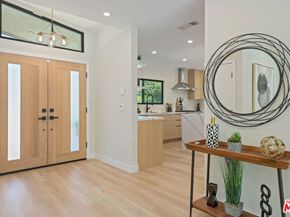 23442 Burbank Boulevard, Woodland Hills CA 91367