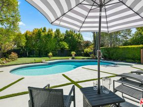 23442 Burbank Boulevard, Woodland Hills CA 91367