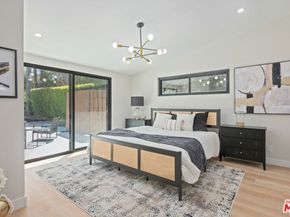 23442 Burbank Boulevard, Woodland Hills CA 91367