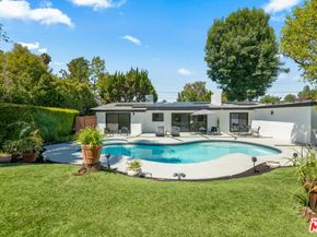 23442 Burbank Boulevard, Woodland Hills CA 91367