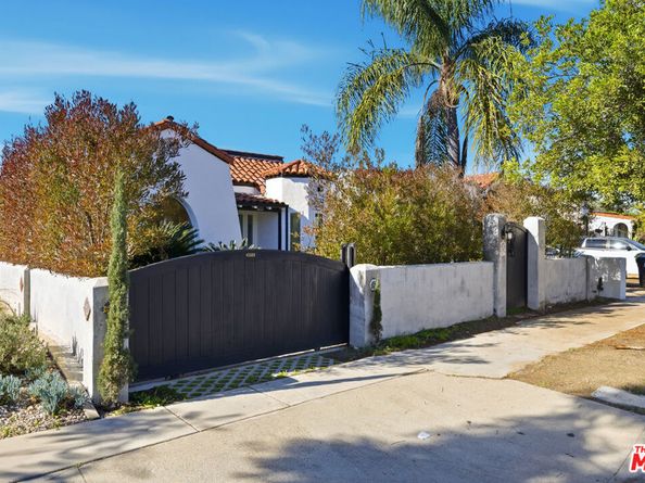 3652 Brunswick Avenue, Los Angeles CA 90039