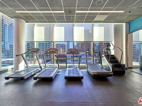 877 Francisco Street 1207, Los Angeles CA 90017