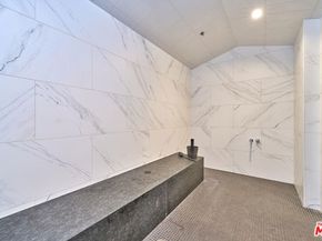 877 Francisco Street 1207, Los Angeles CA 90017