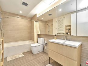 877 Francisco Street 1207, Los Angeles CA 90017