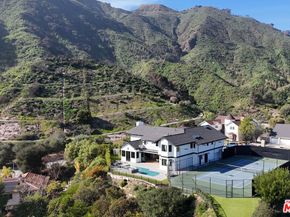 17609 Camino De Yatasto, Pacific Palisades CA 90272