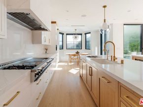 17609 Camino De Yatasto, Pacific Palisades CA 90272