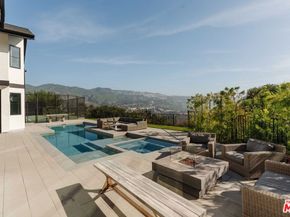 17609 Camino De Yatasto, Pacific Palisades CA 90272