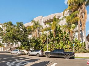 11535 Rochester Avenue 302, Los Angeles CA 90025