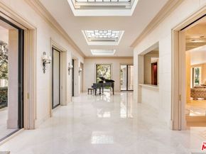 400 St Cloud Road, Los Angeles CA 90077