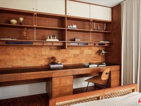 4976 Glenalbyn Drive, Los Angeles CA 90065