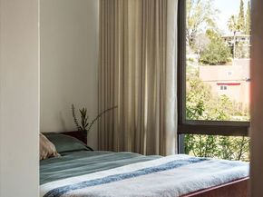 4976 Glenalbyn Drive, Los Angeles CA 90065