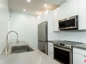 1115 S Elm Drive 417, Los Angeles CA 90035