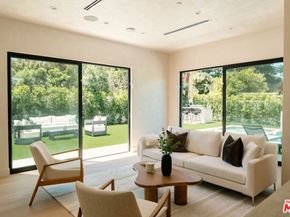 4273 Murietta Avenue, Sherman Oaks CA 91423