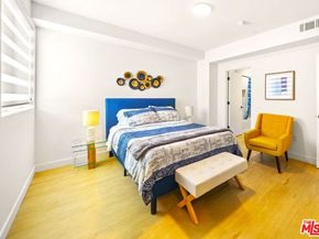 497 N St Andrews Place, Los Angeles CA 90004