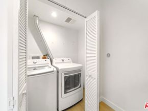 497 N St Andrews Place, Los Angeles CA 90004