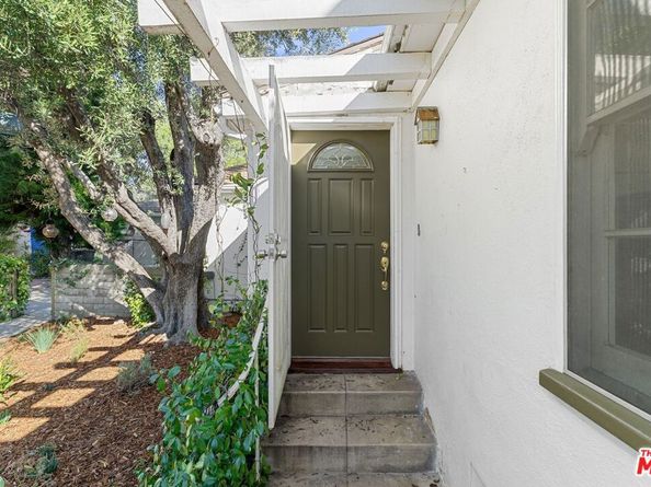 2312 Oliveras Avenue, Altadena CA 91001