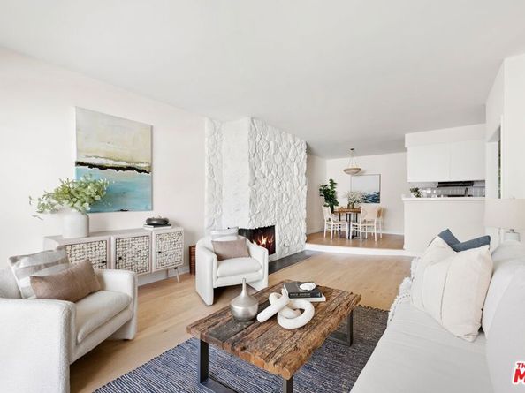 521 Montana Avenue 305, Santa Monica CA 90403