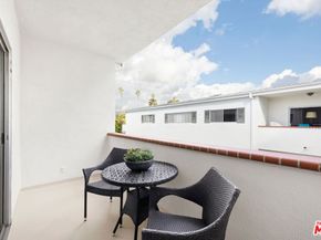 521 Montana Avenue 305, Santa Monica CA 90403