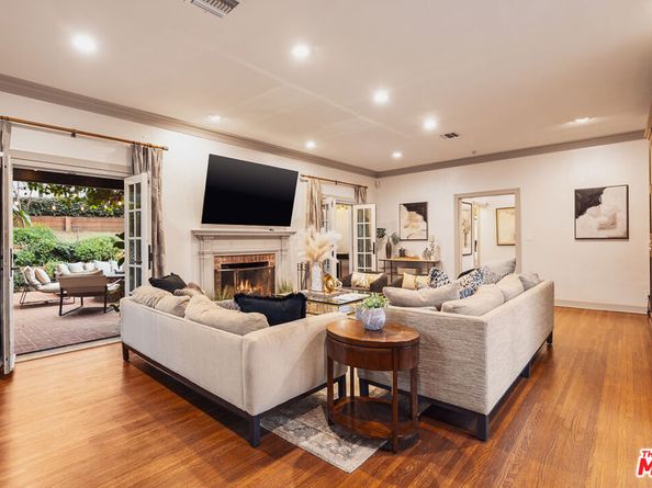 2055 Outpost Drive, Los Angeles CA 90068