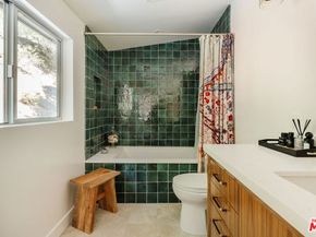 1385 Oakwood Drive, Topanga CA 90290
