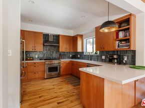 1385 Oakwood Drive, Topanga CA 90290