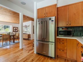 1385 Oakwood Drive, Topanga CA 90290