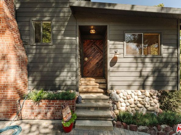 1385 Oakwood Drive, Topanga CA 90290