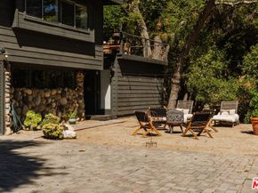 1385 Oakwood Drive, Topanga CA 90290