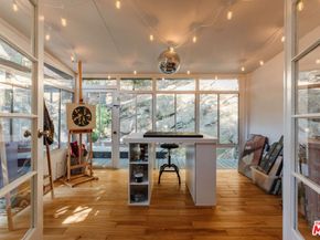 1385 Oakwood Drive, Topanga CA 90290
